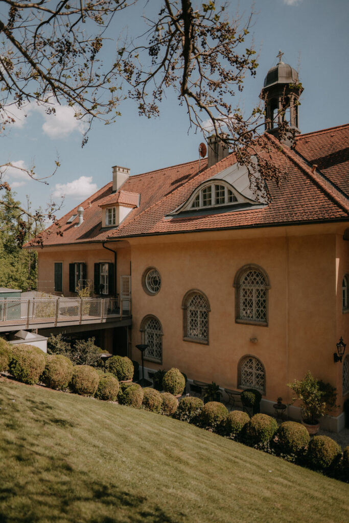 Historisches Schlossgebäude in der Steiermark – Aiola im Schloss St. Veit